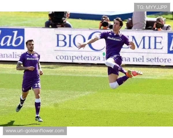 克雷莫内塞客场挑战博洛尼亚，如何应对对手流畅进攻成关键